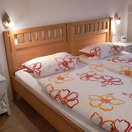 Ferienwohnung Hoernle 奥夫特尔施旺